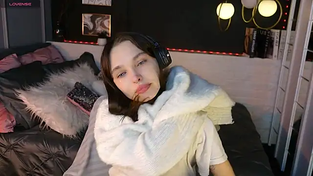 Chat XXX en directo de ChloeSunny