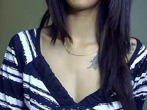 Chat XXX ao vivo de YOUR__ALLY