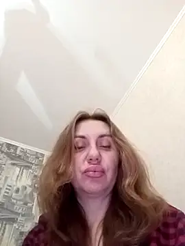 Show modela NotForAlll na web-kameri