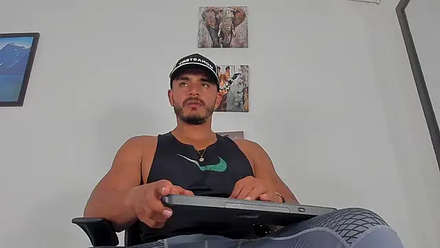 magnusclarkのウェブカメラショー