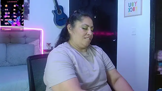 Keyla01_: απευθείας συνομιλία ΧΧΧ