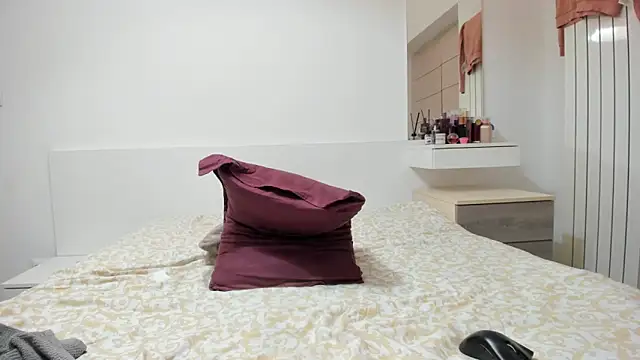 rosasweet02 লাইভ XXX চ্যাট