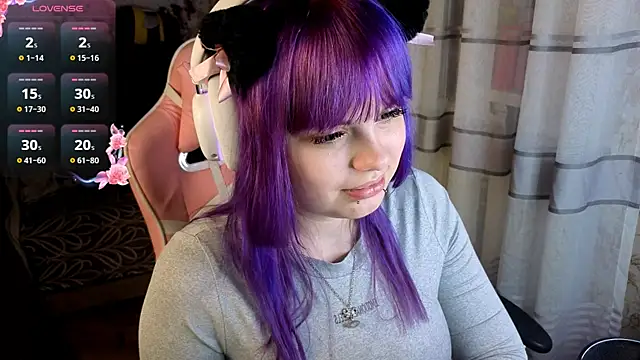 دردشة KristiBloom الجنسية المباشرة