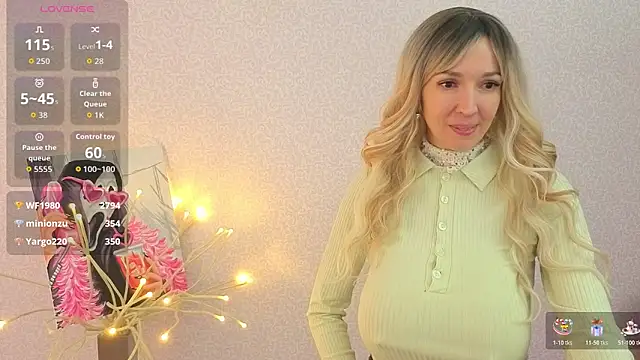 _SoftVelvetX_ Live XXX-Chat