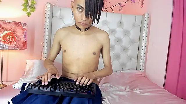 Chatroom XXX en direct de romeo_laurient