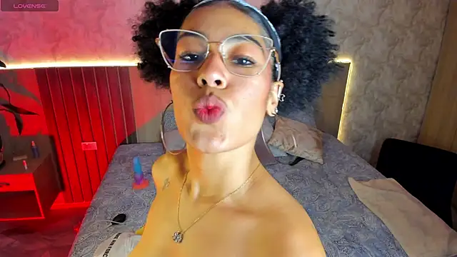 Chatroom XXX en direct de baddie_delaylaa