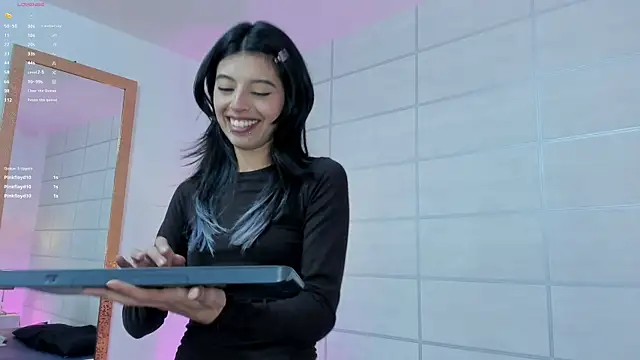 NanakoDollxのウェブカメラショー