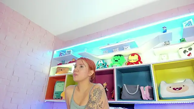 MelaniieRoux Live XXX-Chat