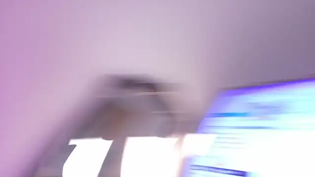 taty_miller Adlı Modelin Canlı XXX Sohbeti