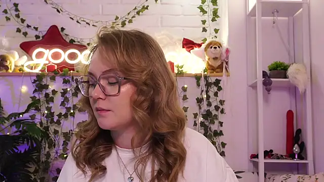 MonicaAsis live XXX chat