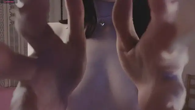 Chat +18 de CarmaOlen ao vivo