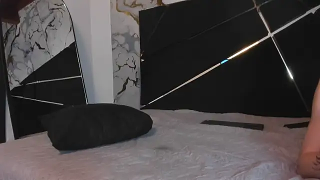 Couple_In_Heat Live XXX-Chat