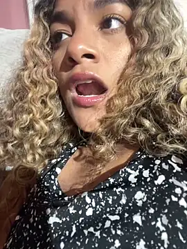 AngelPinkk_のライブXXXチャット