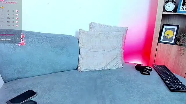 bloom_apple's Webcam Show