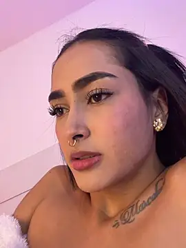 dhalia_lux_ – webcam-show