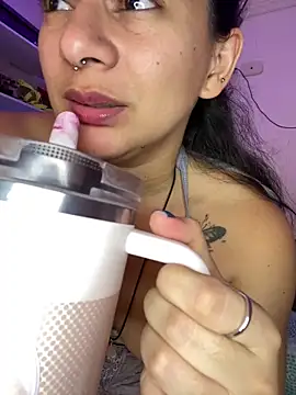 Amarantha_666のライブXXXチャット