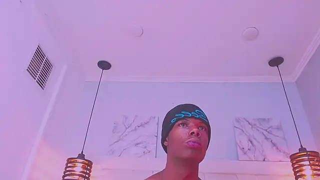 Santiago_Ortiz_ 在線直播表演