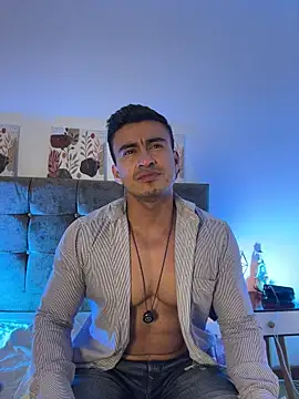 Chris_Clarck live XXX chat