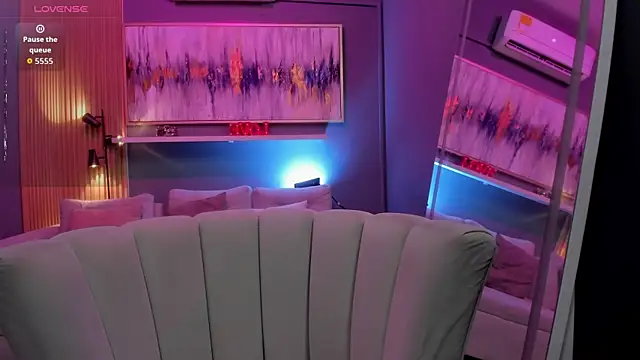 Chat +18 de lilian_vergara ao vivo