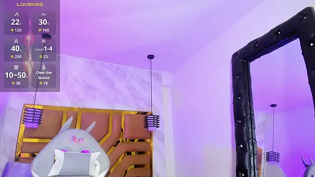 Luciifeer_ live XXX chat