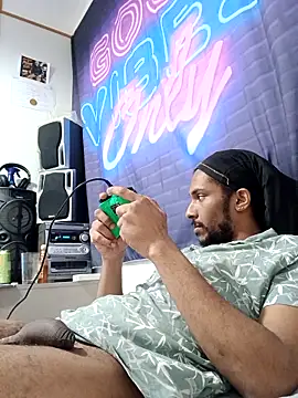 دردشة Mikaaa97 الجنسية المباشرة