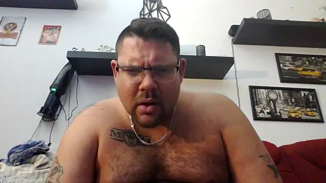 sexykevin17cm 网络视讯表演