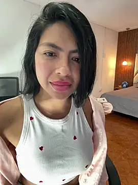 Chat XXX ao vivo de Noa_rousse01