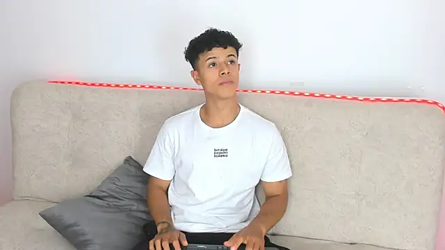 _Alex_Colton élő XXX-chatje