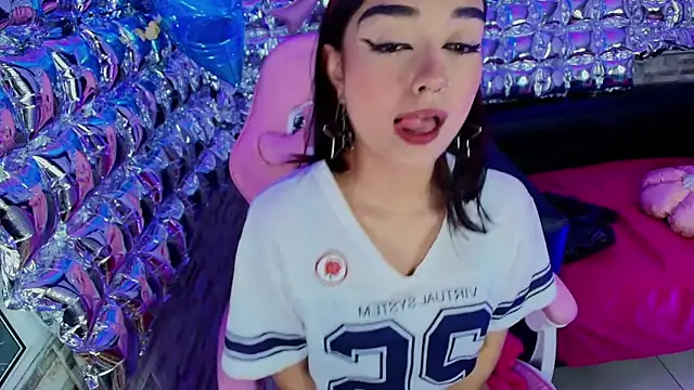 Czat XXX na żywo – lala_cherry