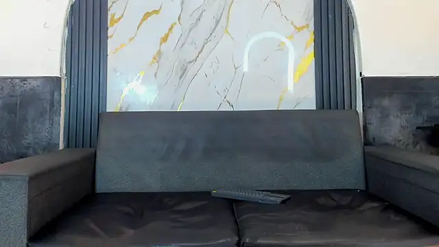 Latins_on_fire 在線直播表演