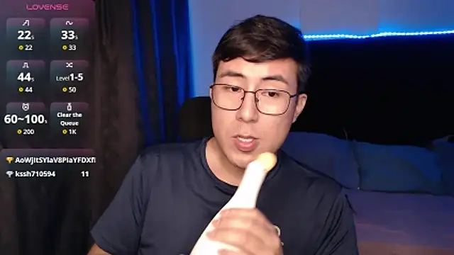 andrewmhilton_ 网络视讯表演