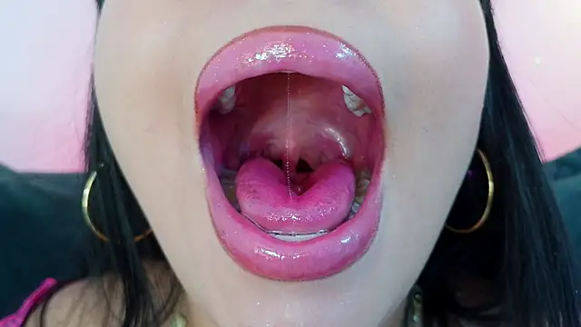 Sembang XXX Secara Langsung mia_roux1