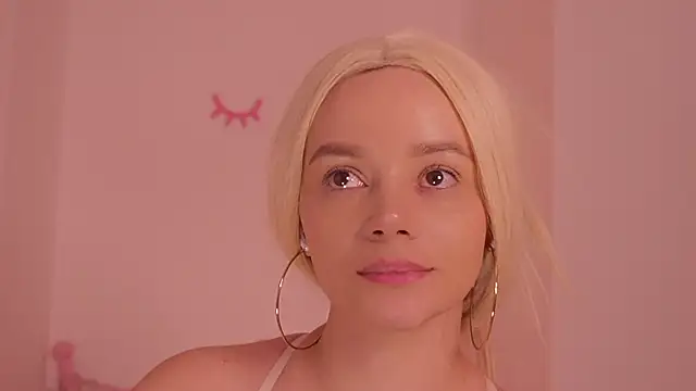 Chat XXX en directo de bella_adams_