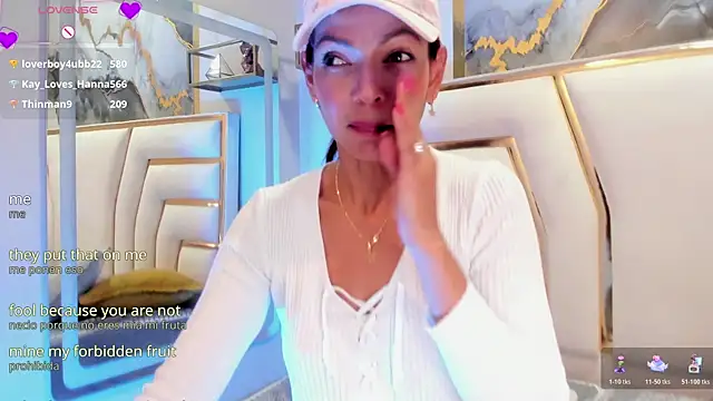 Sembang XXX Secara Langsung HannaPetit