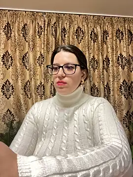 NadiraNoor Adlı Modelin Canlı XXX Sohbeti