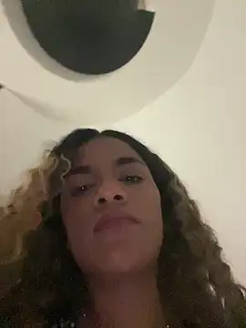 Chat +18 de AngelPinkk_ ao vivo