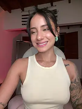 Chatroom XXX en direct de Ale_Lewis