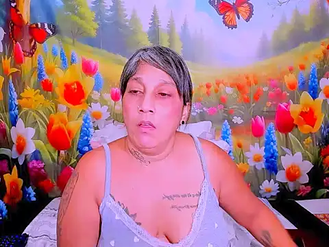 Chatroom XXX en direct de indianroxy