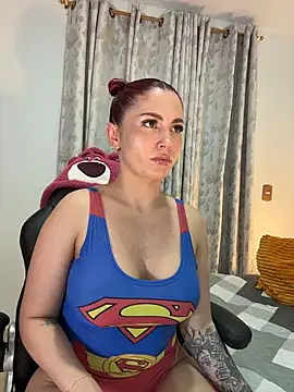 zafiro_mo0n's Live XXX Chat