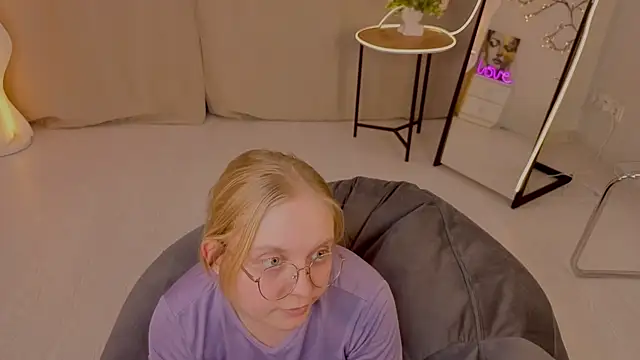 Chatroom XXX en direct de AlicaCohill