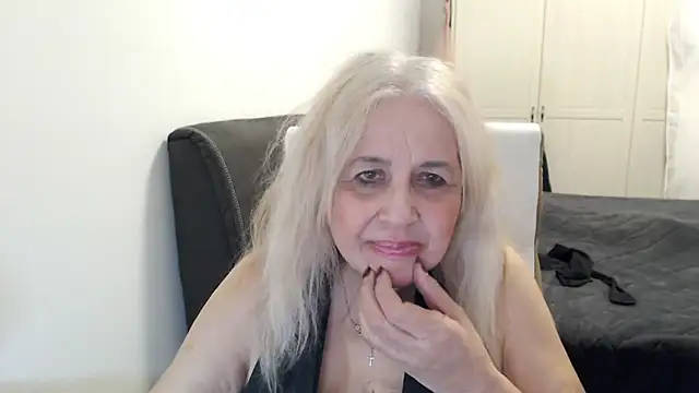 Chat +18 de SusiLifeXXX ao vivo