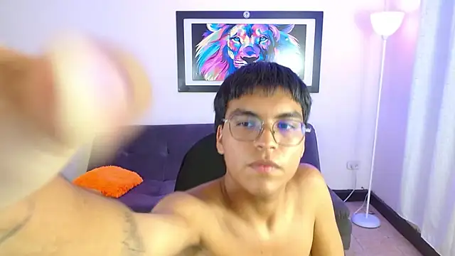 Maecum18のライブXXXチャット