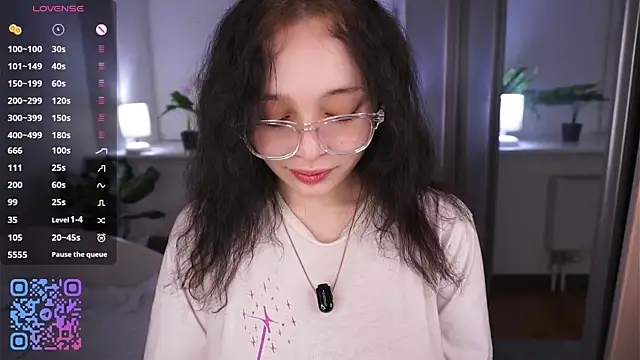 แชท XXX สดของ HannaHayles