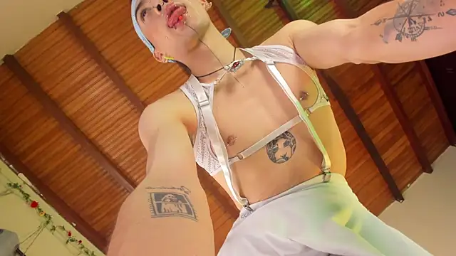 ArchieCollins élő XXX-chatje