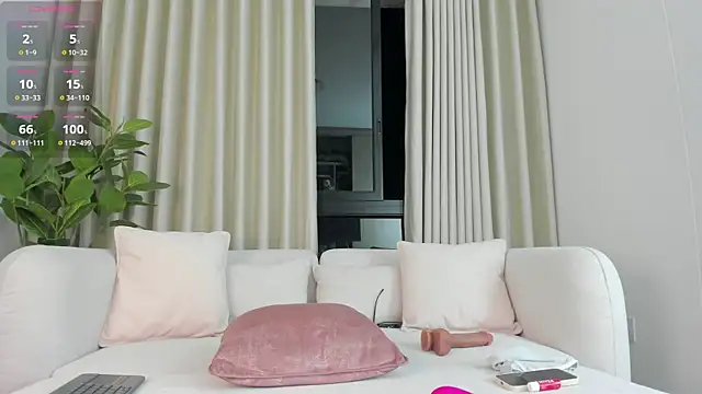 MaddyMay_: απευθείας συνομιλία ΧΧΧ