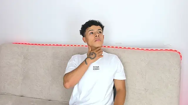 _Alex_Colton 라이브 XXX 채팅