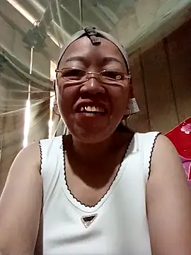 Agnes-baby Webcam Show