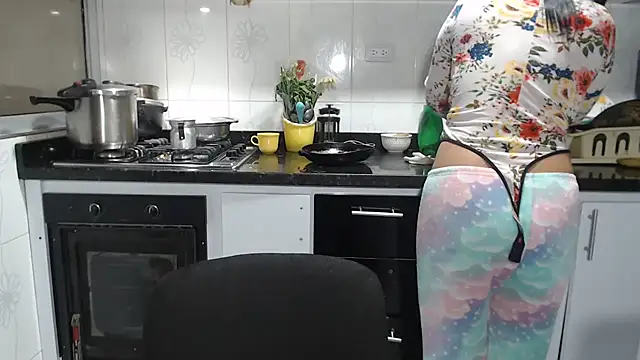 kateleyagrey: απευθείας συνομιλία ΧΧΧ