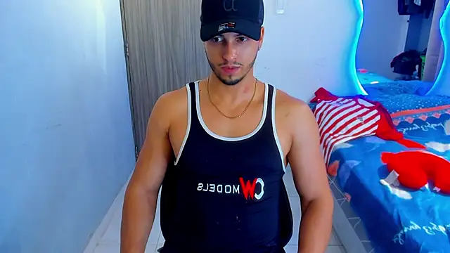 Show modela Kris_Khalifa69 na web-kameri