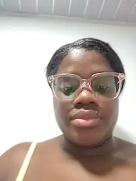 YourLiaa_'s Live XXX Chat